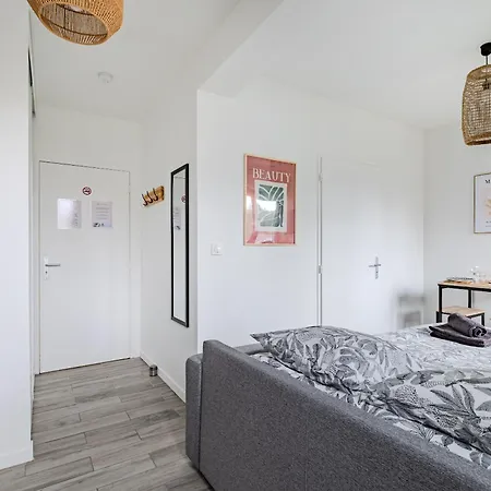 Roosevelt - Parking - Airport 15 Min Apartamento *